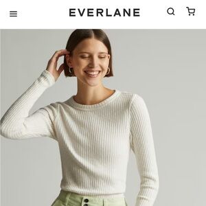 Worn once cozy organic Everlane top
